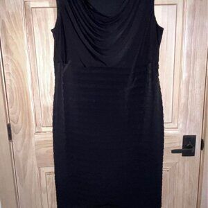 Women's LONDON TIMES black sleeveless dress. Plus size 20W. No issues. Like New.